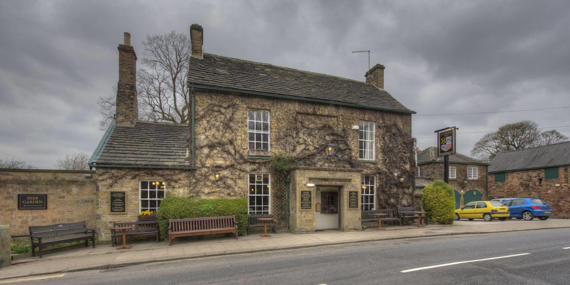 Rockingham Arms By Greene King Inns Wentworth  Exterior foto